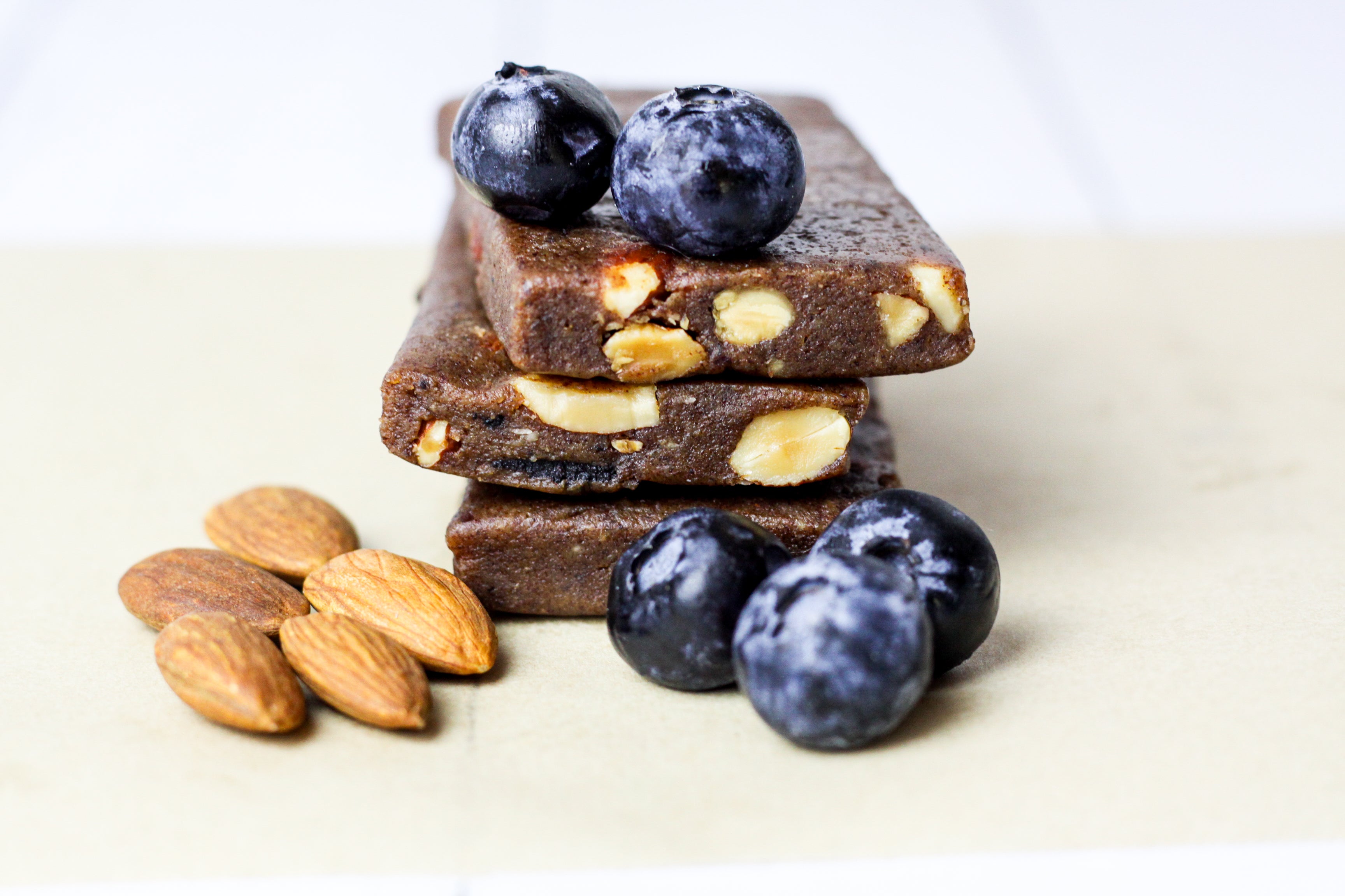 Cibare Foods - Blueberry Almond Probiotic Protein Bar