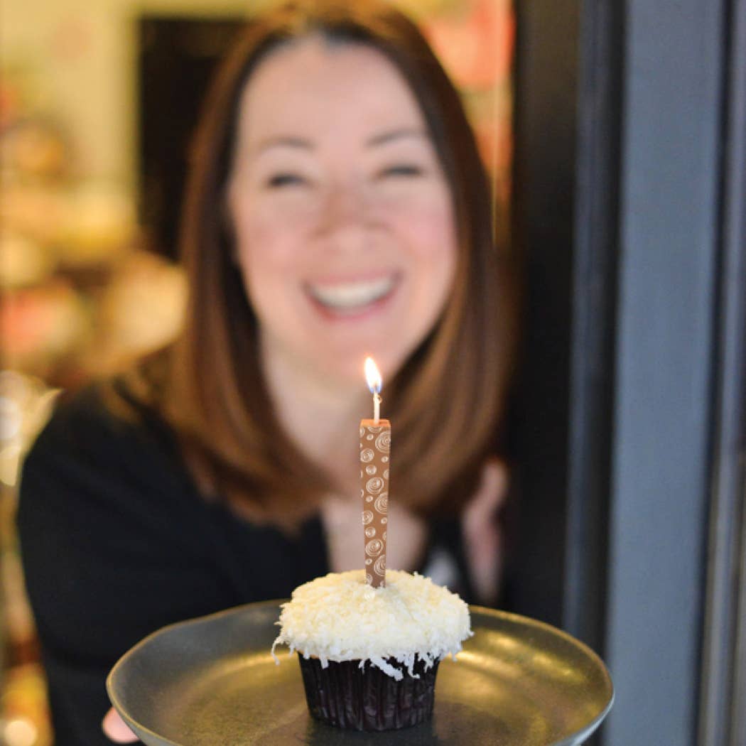 Let Them Eat Candles - Single Milk Chocolate Circle Swirls