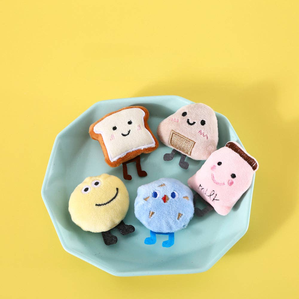 Cat Toys with Treats- 5 pcs Bread Cat Toy Set